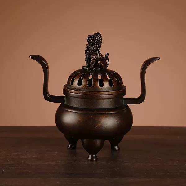 Ou Shi Chao Crown and Ear Three-legged Cauldron--Handmade Yellow Bronze