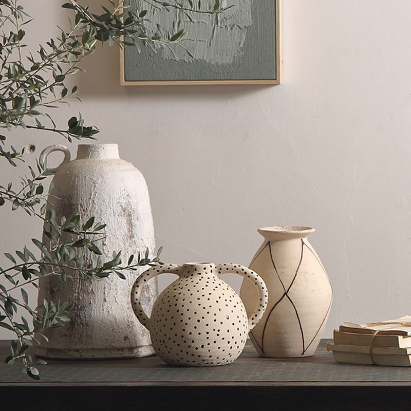 侘寂风手工双耳陶瓷花瓶现代简约艺术插花器软装样板间装饰品摆件