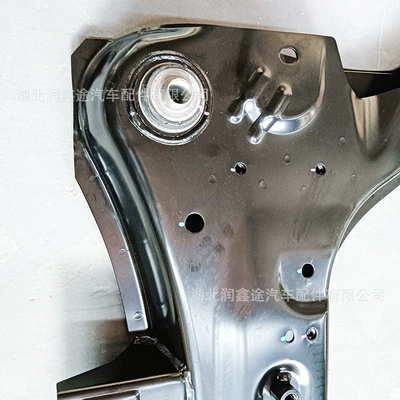Applicable to Dongfeng Fengshen Front axle