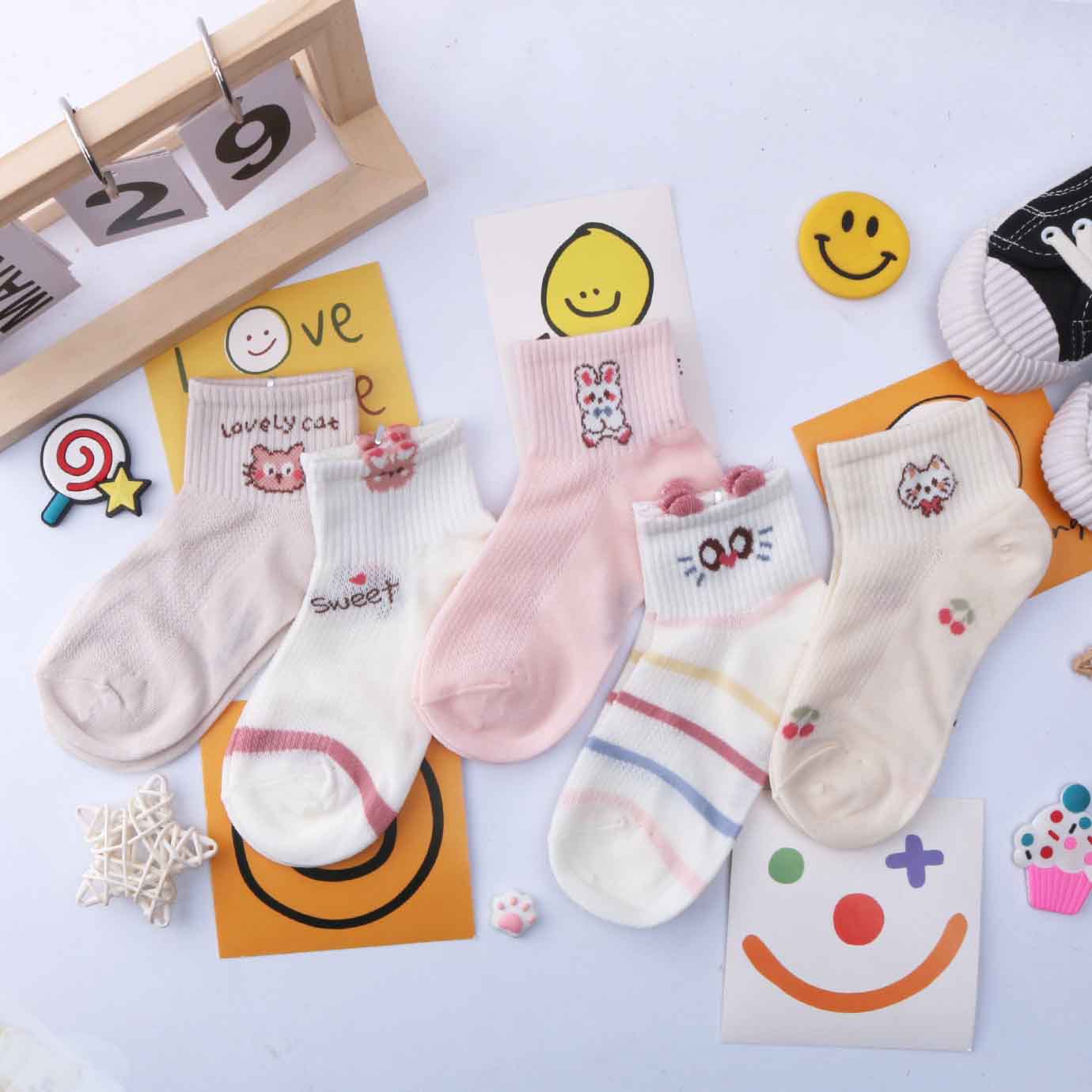 Children's summer thin Japanese three dimensional cartoon sports…