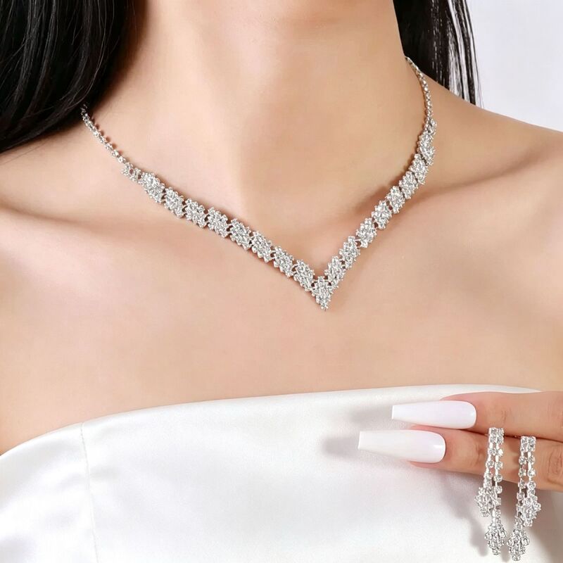 European and American exquisite V-shaped rhinestone jewelry set for banquets and weddings, full-rhinestone collarbone chain and tassel earrings two-piece set