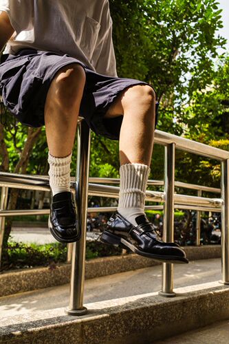 Pure cotton men and women wholesale spring and autumn solid color couple models Japanese thick line long-tube sports mid-tube stacking socks