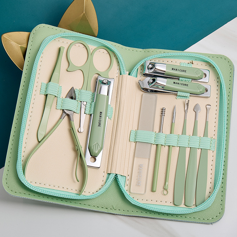 Green set with zipper, 12 pieces