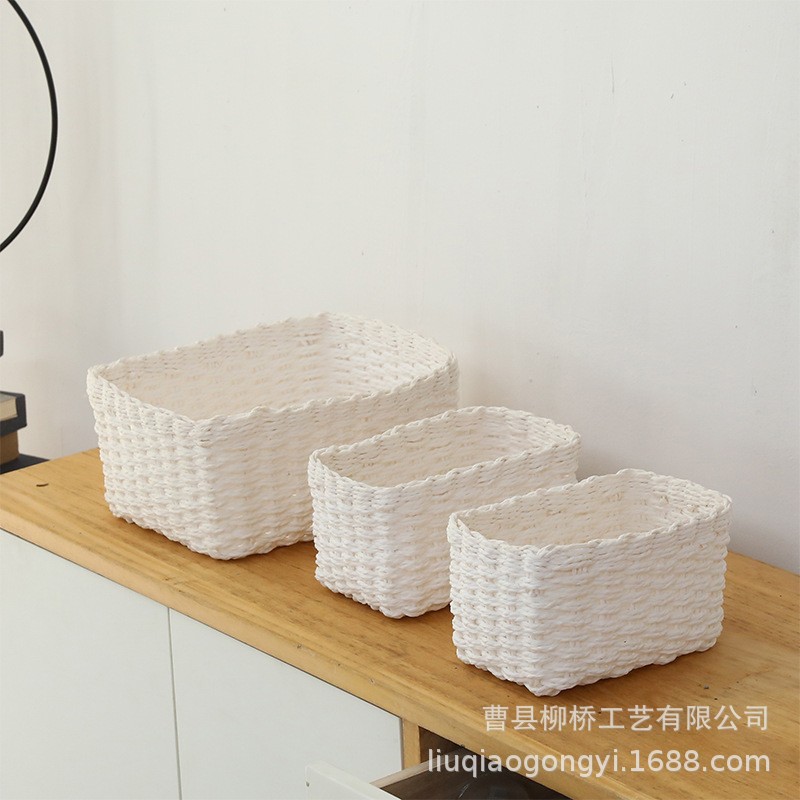 Caja de almacenamiento de artículos diversos de escritorio de paja hecha a mano tejida pasillo canasta de almacenamiento de ropa de habitación cesta de almacenamiento de cosméticos