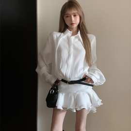 白色韩系长袖衬衫连衣裙女装秋冬收腰荷叶边裙子显瘦温柔a字短裙