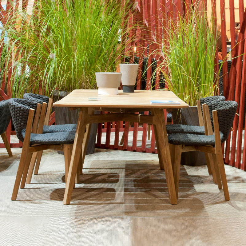 Mesas y sillas de teca para exteriores, muebles de ratán de madera maciza para terraza de jardín, conjunto de mesa y sillas para patio de villa o balcón.