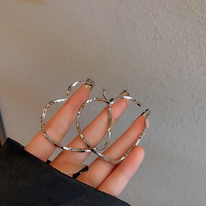 Pendientes de aleación moda coreana, estilo lujo ligero, ideales para puestos callejeros, mercado nocturno y ventas en vivo, al por mayor