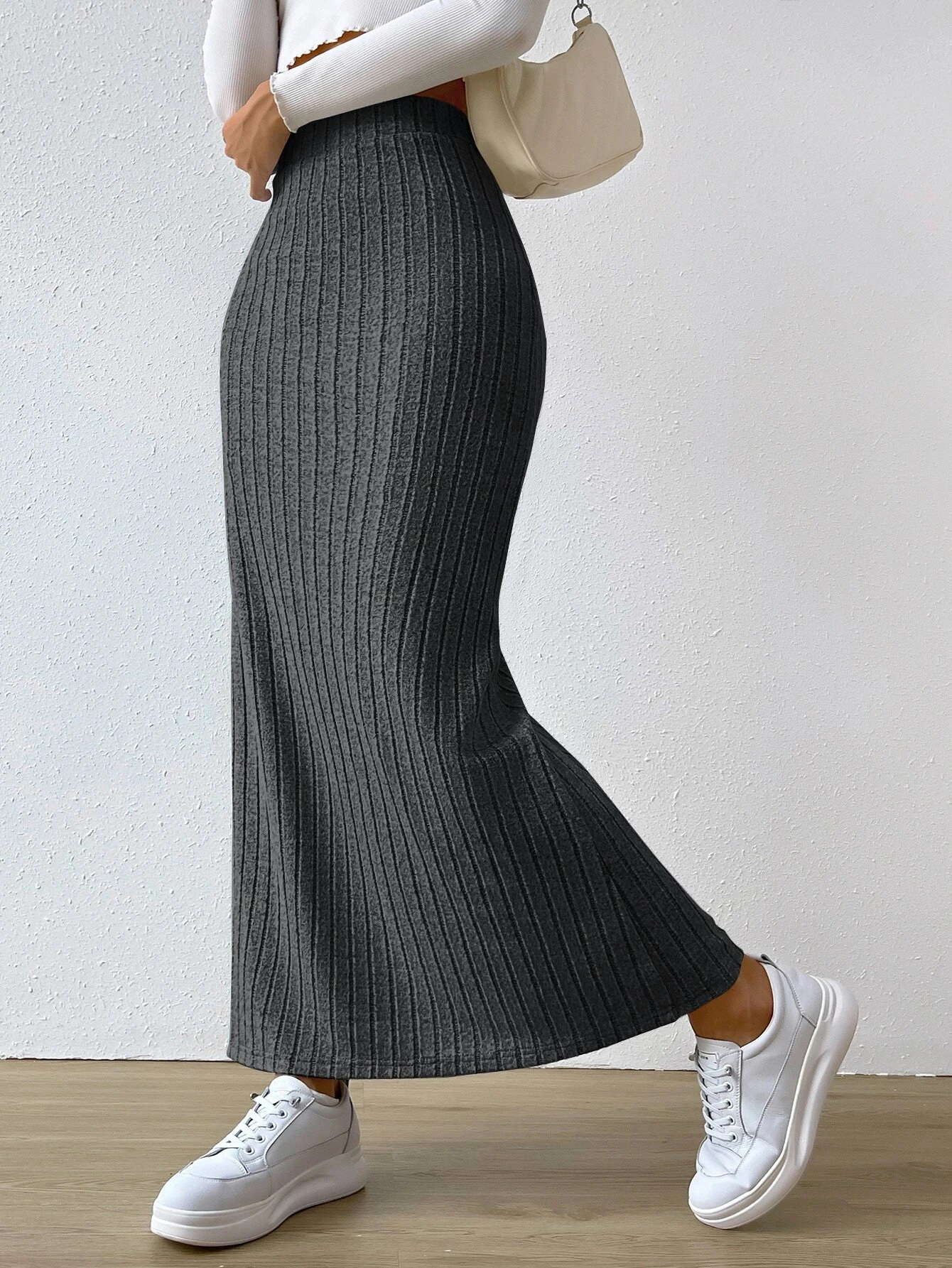 259g Weight Maxi Long Dress Dress Length Type Skirt Dresses Type Spandex, Polyester Fabric Type High Waist Waist Line Stretchy Elasticity Holiday, Daily Occasion Slim Fit Type Solid Color Pattern Winter, Autumn Season Women's Gender Slit Design Casual, Streetwear Style Winter Autumn Casual Streetwear Solid Color Spandex Polyester Maxi Long Dress Skirts 无