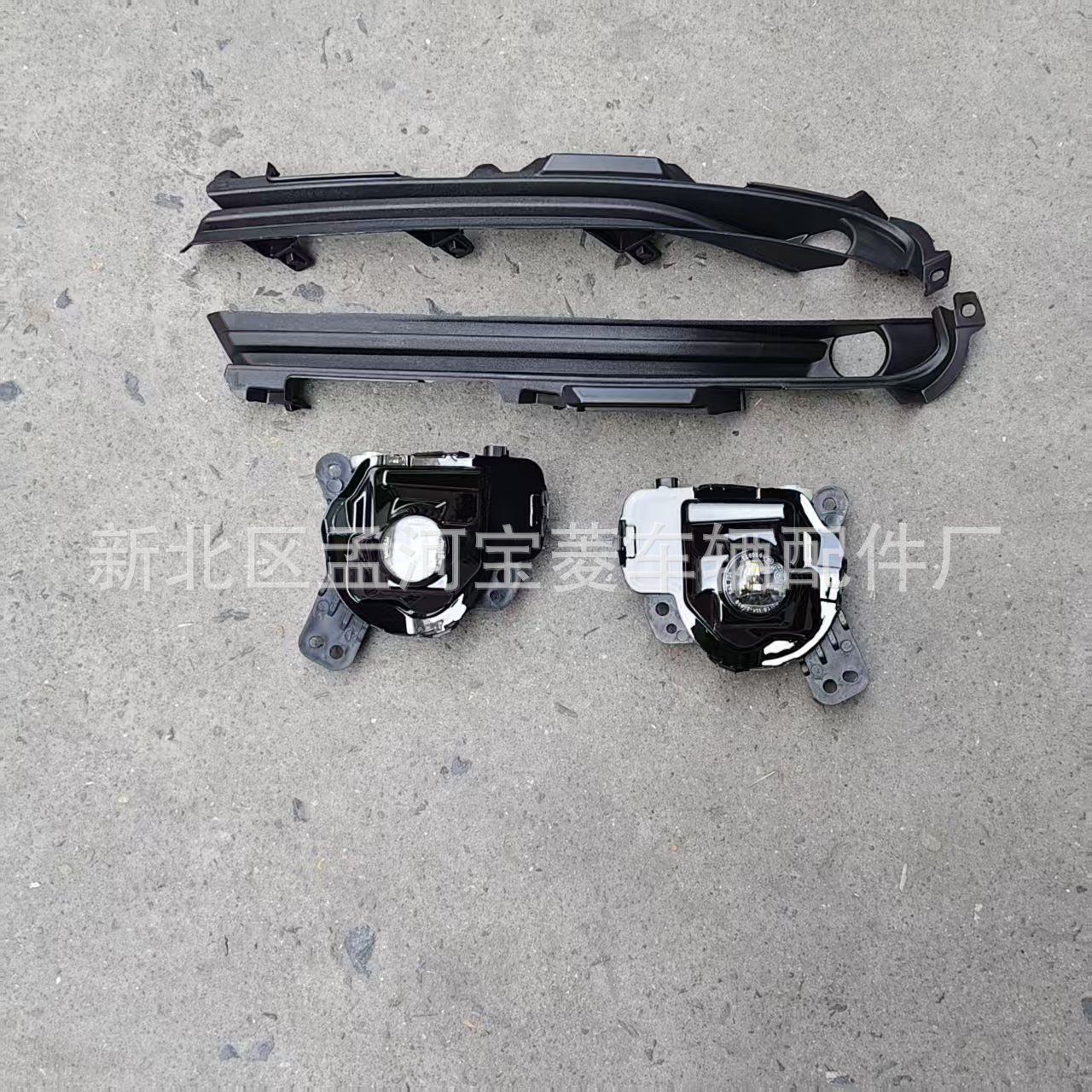 Aplicable a 16 - 23 CX3 Mazda CX - 3 conjunto de lámpara de niebla delantera lámpara de niebla marco de lámpara de niebla