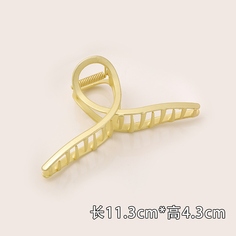 Internet celebridad clip de metal grande clip de tiburón japonés y coreano elegante temperamento espalda Cabeza pelo agarre de alto grado horquilla tocado