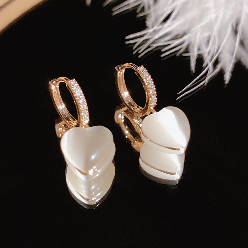 1 Pair Casual Simple Style Heart Shape Plating Inlay Copper Opal Zircon Drop Earrings display picture 3