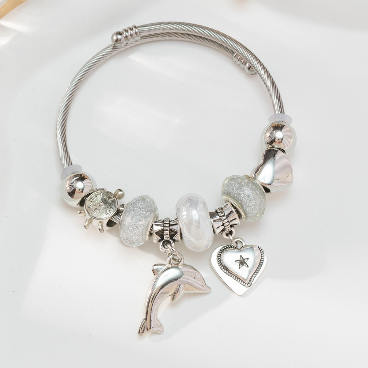 Panjia transfrontalière Argent Dauphin pendentif bracelet amour perlé vidéo niche en gros nouveau gros animal