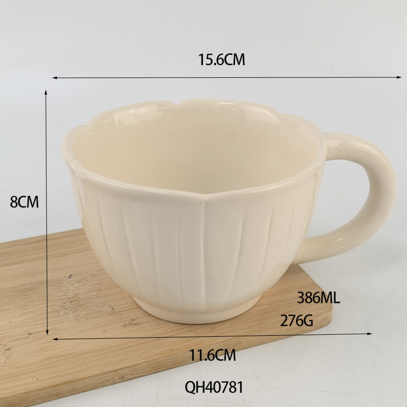 Taza de calabaza creativa cuidadosamente seleccionada Taza de cerámica Taza de café de pareja de contraste de color nórdico Taza de leche pequeña y linda