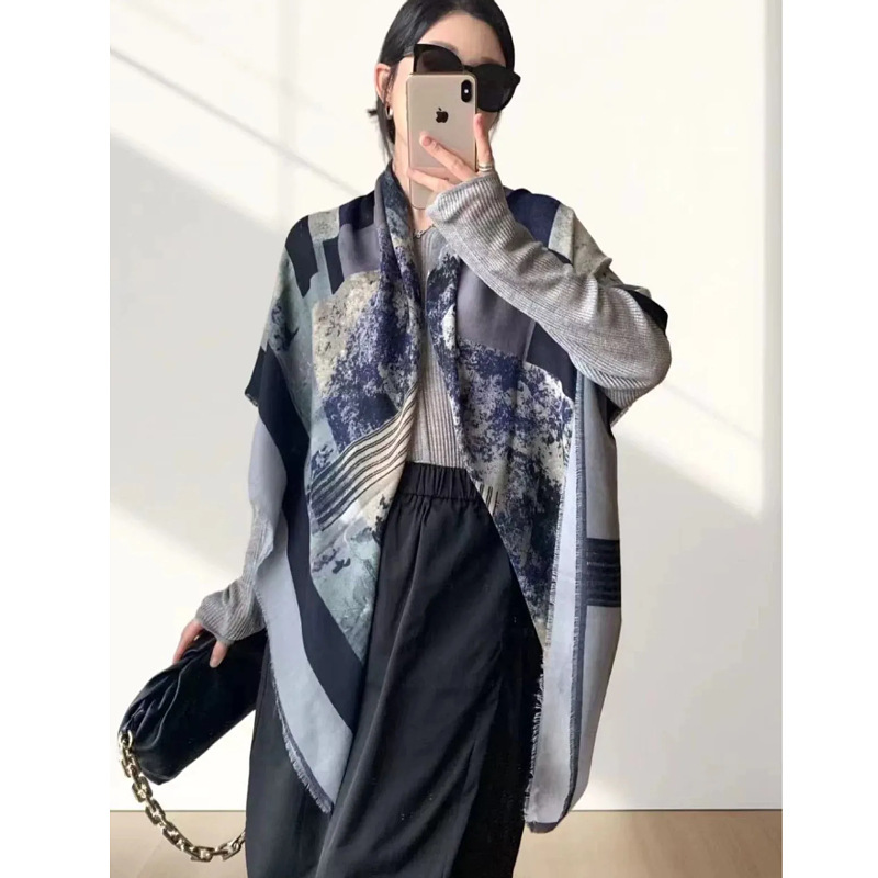 【130大方巾】新款2025日常旅游披肩百搭出片率高气质凉感防晒丝|undefined
