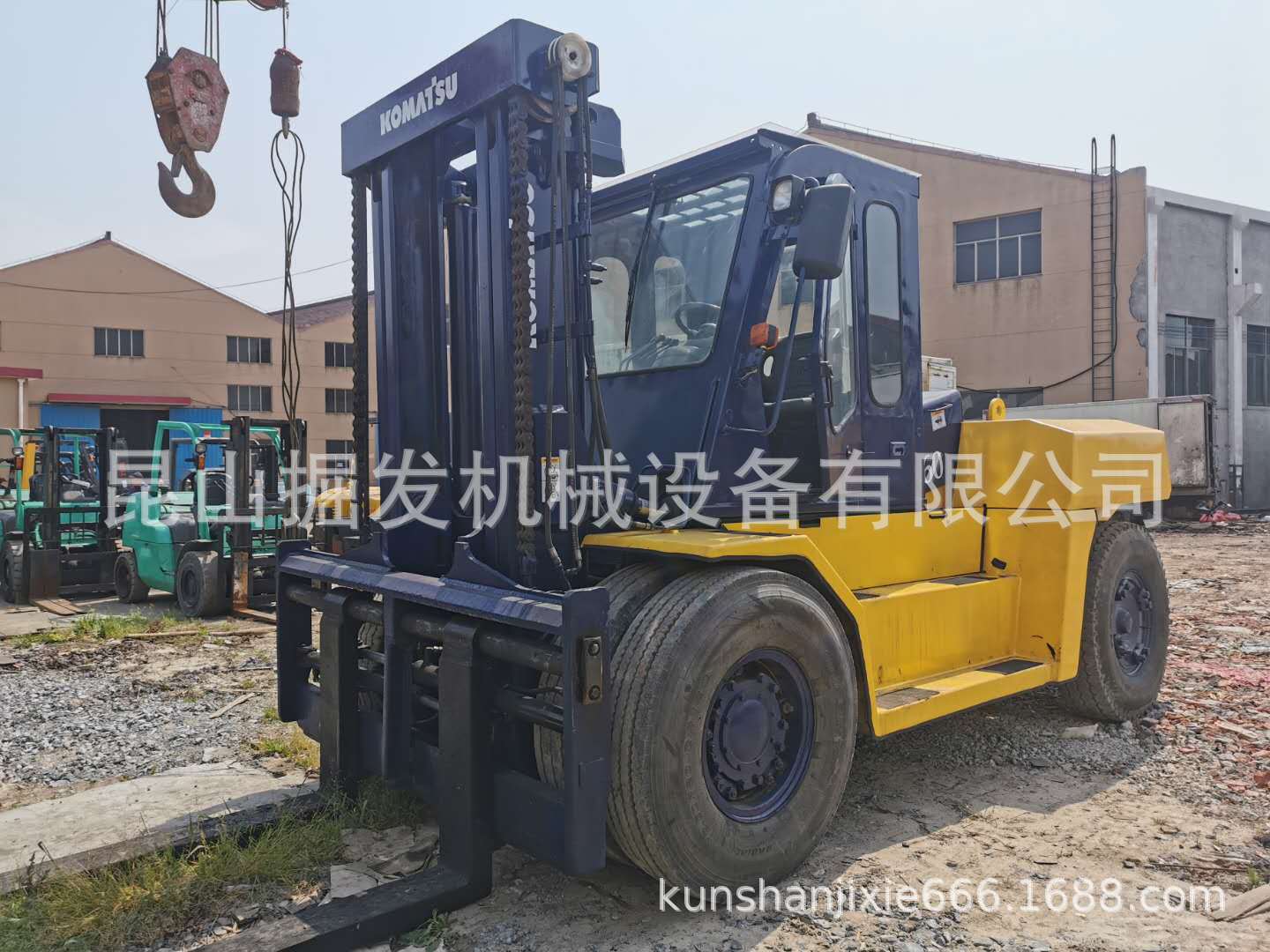 二手3吨叉车 komatsu 带侧移器 15t16t小松叉车