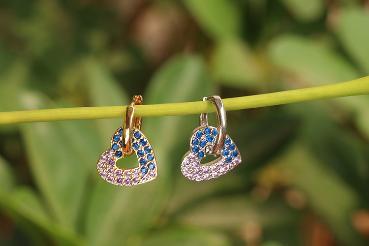Copper Material Geometric Pattern Fashion Contrast Color Zircon Heart-shaped Earrings