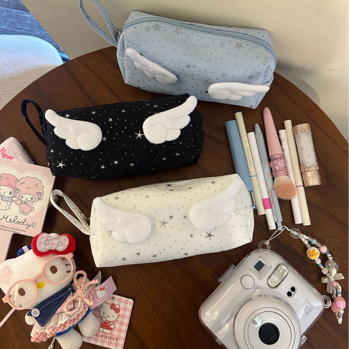 New Ins-Style Star-Shaped Clutch Makeup Bag, Large-Capacity Stationery Box, High-Appearance-Value Student Wing-Shaped Cute Storage Bag