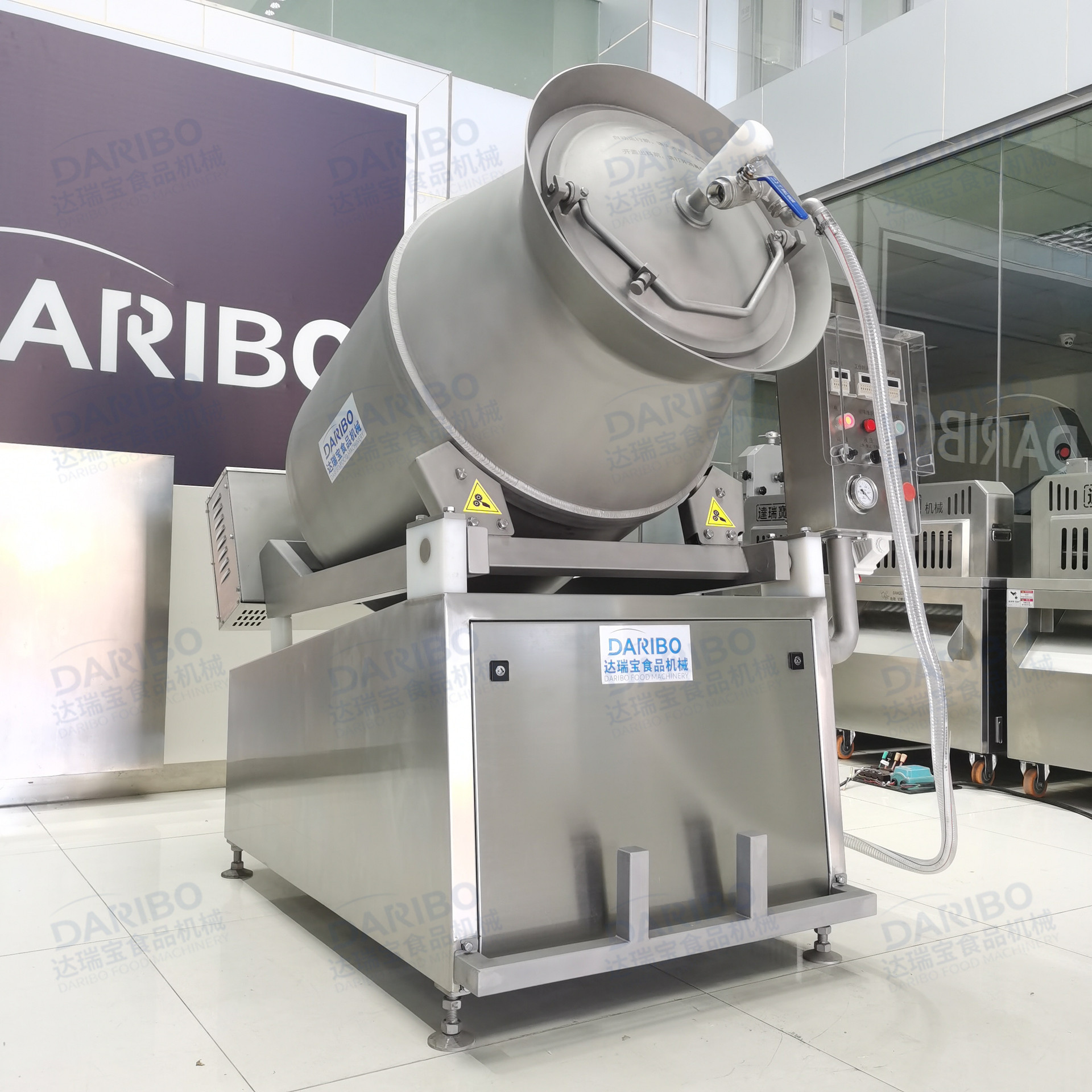 l液压式滚揉机 另售300L制冷滚揉机 牛羊肉腌制滚揉机带真空功能