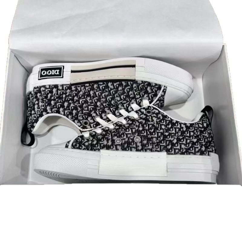 D familia de zapatos de hombre de verano nuevos zapatos blancos de marca de moda para hombres zapatos de lona transpirables skate casuales zapatos de pan para hombres y mujeres