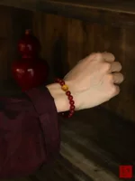 Браслет из натурального красного агата с золотым тигровым глазом, удачей, землей и огнем, браслет на год рождения в подарок