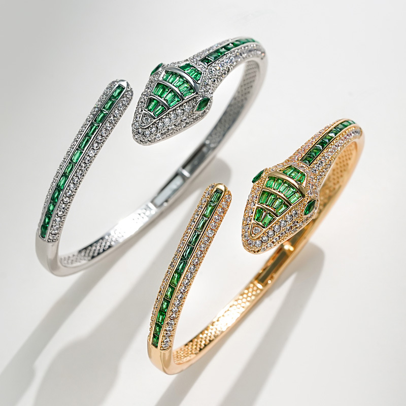 Bracelet serpent avec zircon vert et cristaux micro-sertis_voghion.com