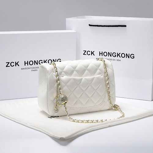 Hong Kong Duty-Free Women's Handbags  New Replica Chanel Style Diamond Chain Strap Bag Shoulder and Crossbody Bag Gold Ball Bag