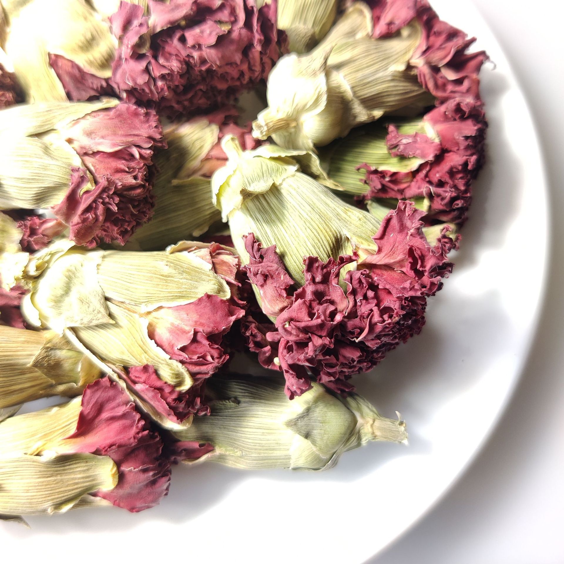 Dried Carnation Flower Tea Kang Nai Xin Loose Herbal Flowers 500g Bulk Floral Infusion in use