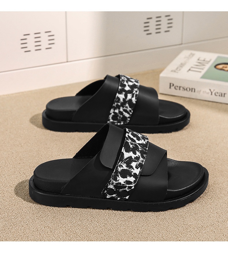 2026 Summer New Style Couple's High-End Buckle Sandals Trendy Bread Retro Casual Beach Slippers_vogvips.com