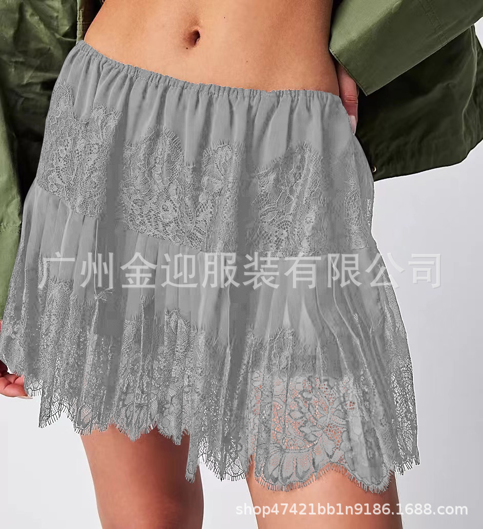 灰色
