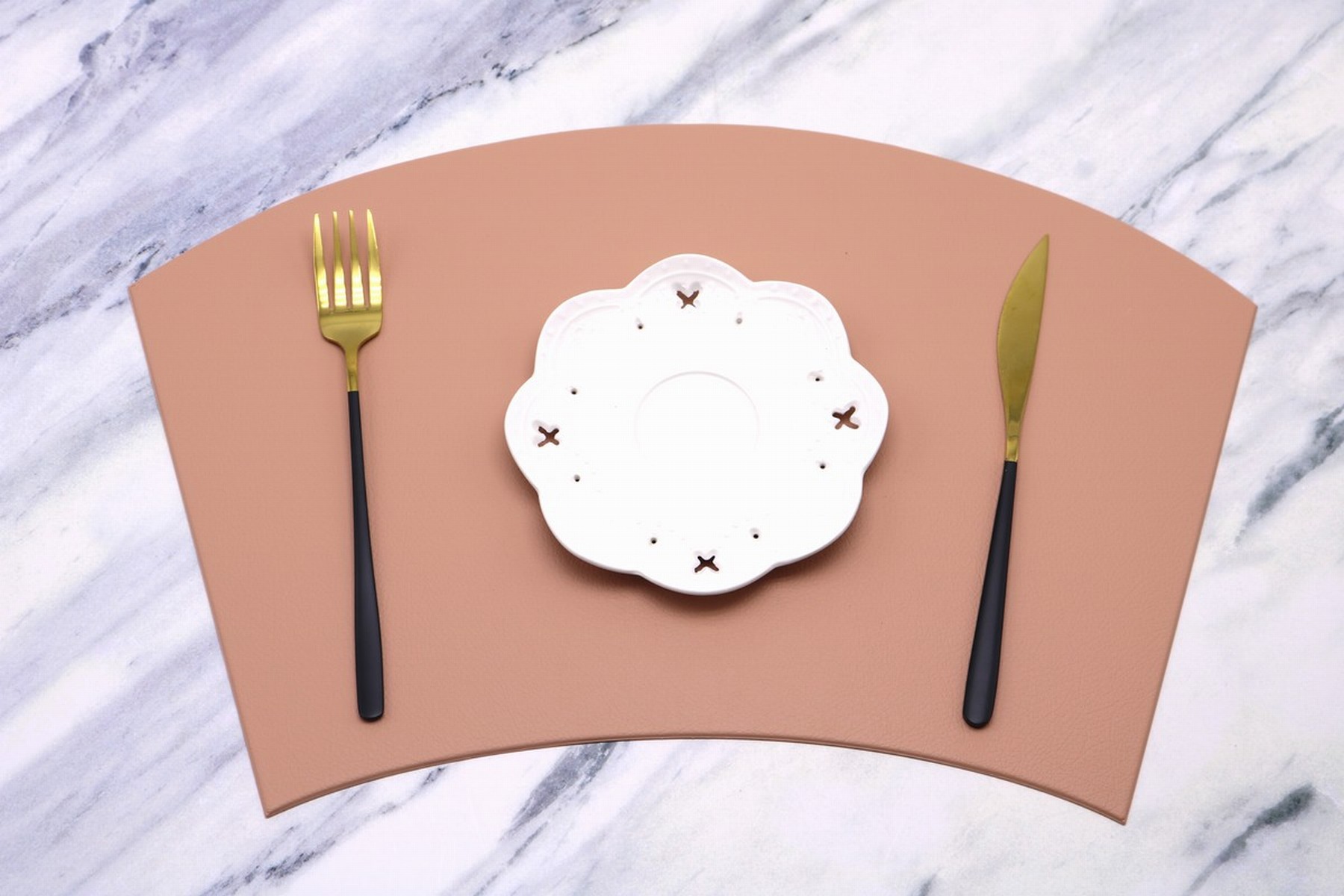 Semicírculo en forma de abanico Mantel Individual de cuero Nordic Light luxury home Hotel redondo antideslizante estera de mesa de PVC estera DE AISLAMIENTO impermeable