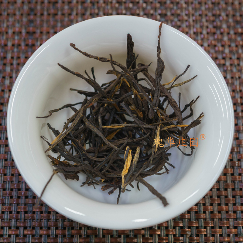 雲南典紅松葉紅茶バルク茶卸売 2025 林滄鳳清老木の芽理条松葉春茶|undefined