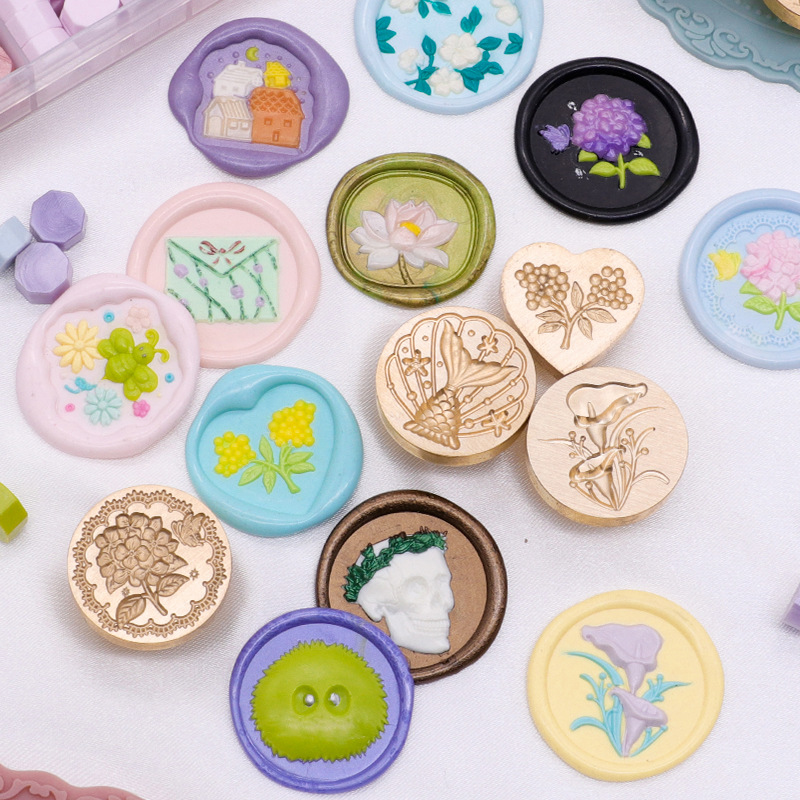 New fire lacquer seal head relief in October Plant calla lily and small plum copper head invitation seal seal DIY