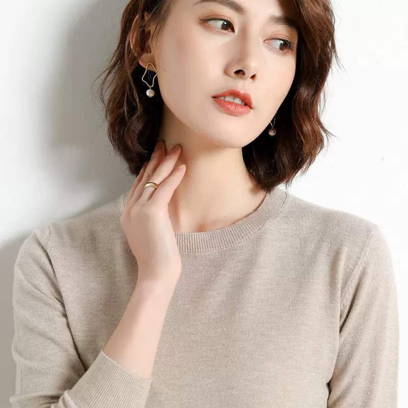 批发  韩版毛衣女套头圆领短款宽松百搭打底衫秋冬薄款针织衫跨境