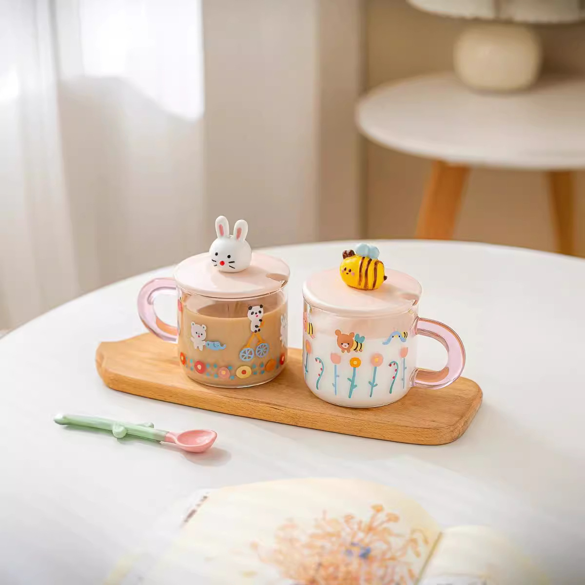 Creativo dibujos animados lindos animales tazas con cubierta de cucharas tazas de vidrio de alto valor de la personalidad regalos para beber tazas de agua para niñas