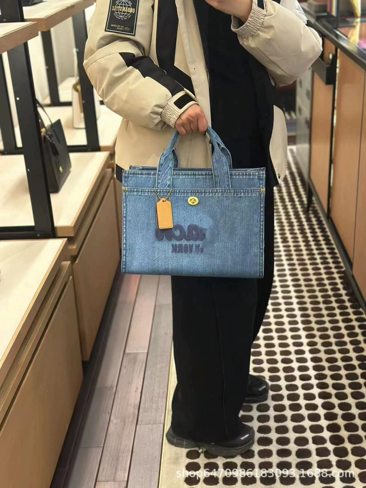 Fashionable denim handheld capacious shoulder bag, laptop
