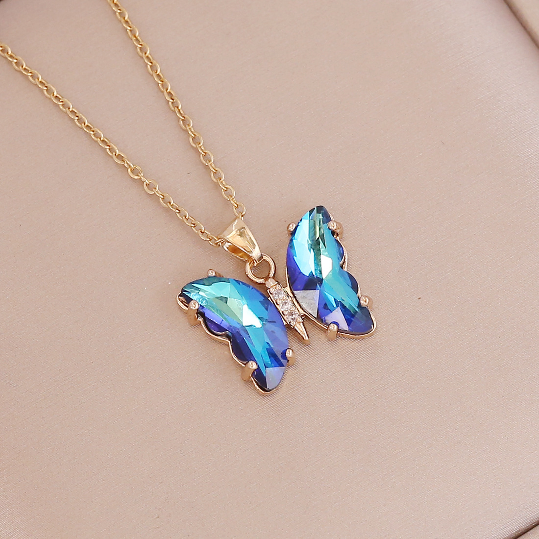 new gradient glass butterfly metal clavicle chain wholesale Nihaojewelry