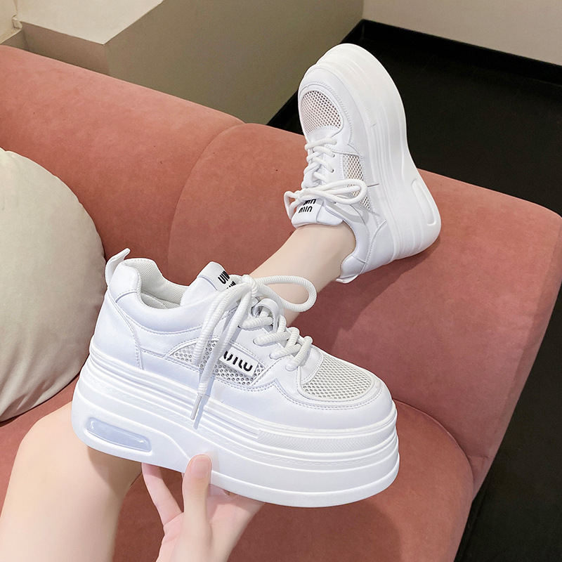 2025 New Spring Thick-Soled Height-Increasing Casual Shoes for Women, Small People's Height-Increasing Sports Shoes, Versatile and Popular Women's Shoes