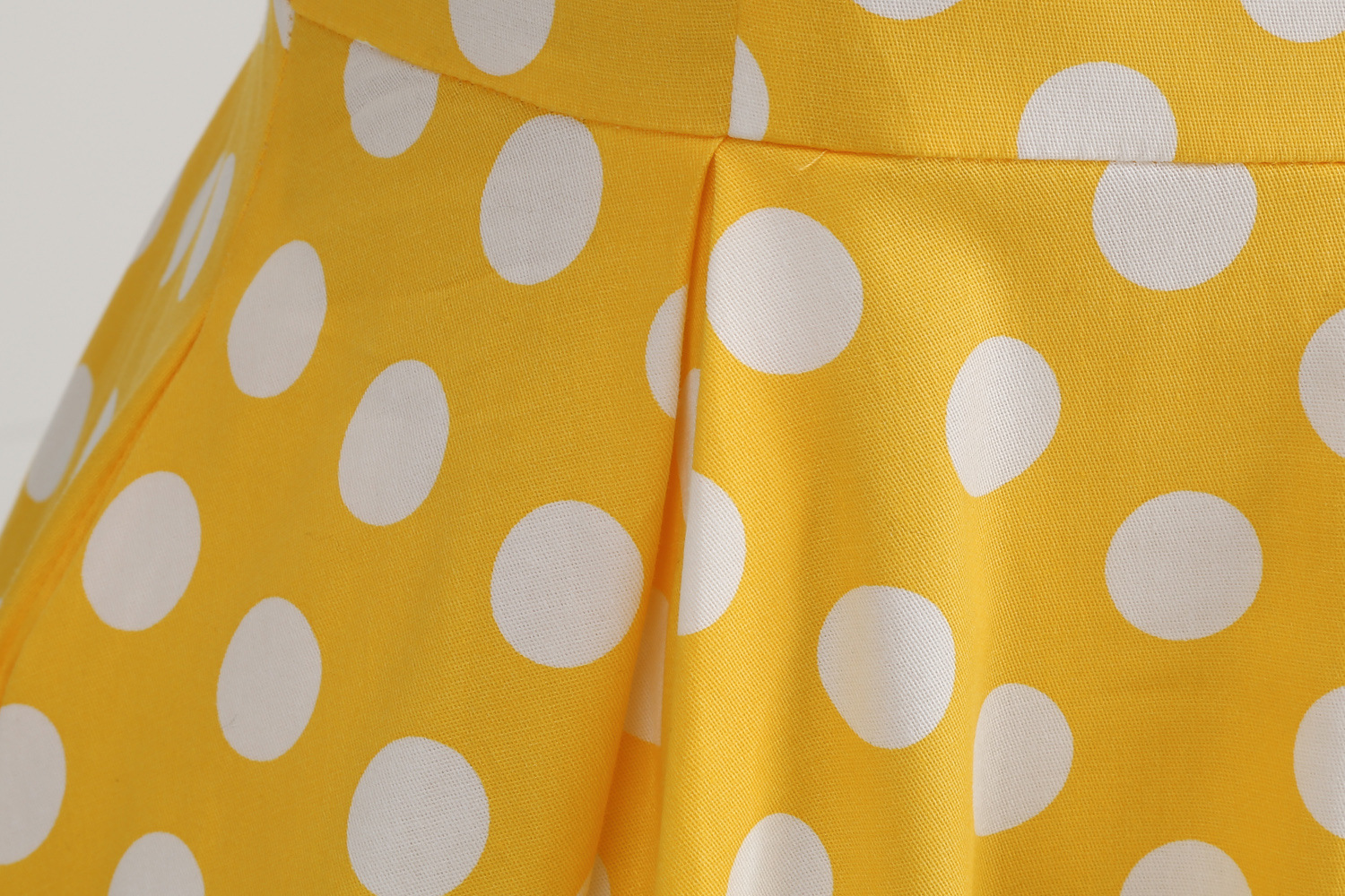 European And American Hepburn Style Court Elegant Temperament Polka Dot Photo Shoot Flared Vintage Date Bridesmaid Dress_ecoleips.com