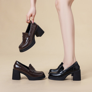 2025 New Soft Leather Thick-Soled Thick-Heeled Flats for Work, Versatile British Mid-Heel Non-Slip Professional Soft Leather High-Heeled Leather Shoes