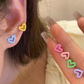 6支套装~多巴胺小众ins甜美夏天爱心元素彩色耳环耳钉百搭耳饰女