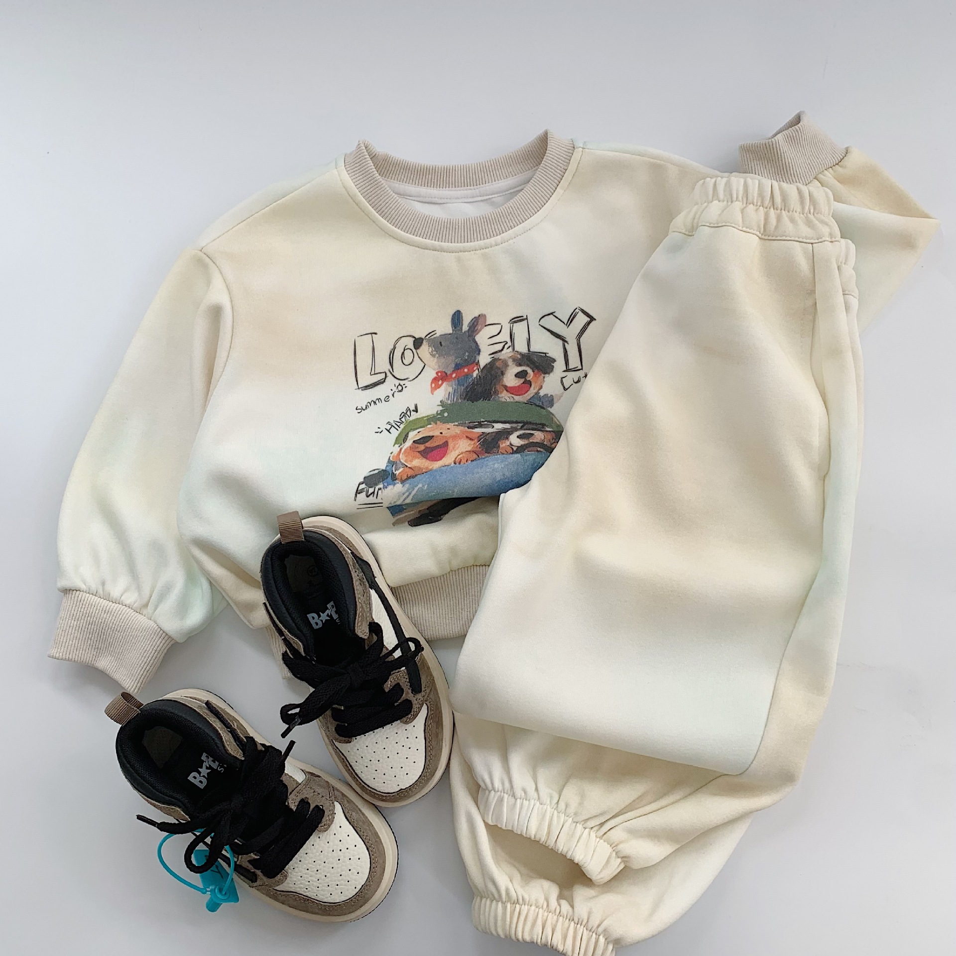 Mei Bao set de niños 2025 otoño lindos dibujos animados casuales de dos piezas + pantalones set de moda