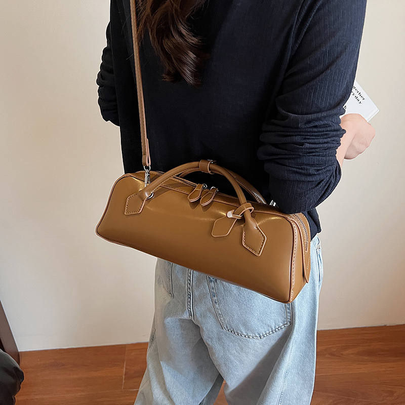 Elegant Women's Shoulder Bag Niche Design Large Capacity Handbag_voghion.com