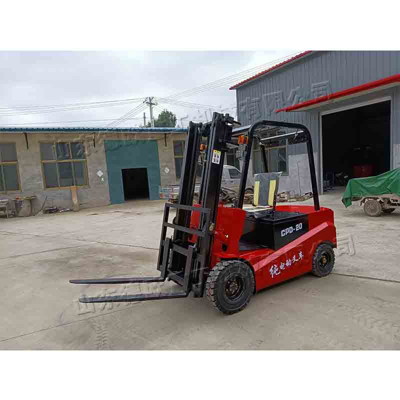 锻钢打造电动叉车 四轮座驾式堆高车 液压助力转向货物搬运货叉