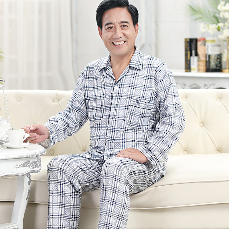 Otoño y invierno nuevo estilo de ropa de casa para hombres simple ocio de mediana edad para enviar a papá para usar pijamas de primavera conjunto al por mayor