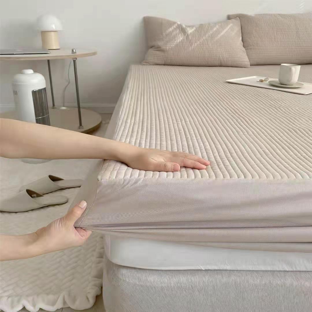 ins simple style cotton quilted bed cover 40 cotton straight solid color quilted mattress protective cover can be equipped with quilted pillowcase