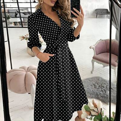Vestido de verão acetinado com estampado
