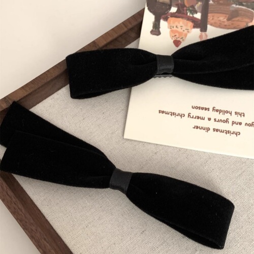 French Retro Velvet Bow Duckbill Clip High-End Design Side Bangs Clip Minimalist Elegant Hair Accessory