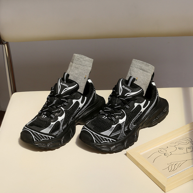 8856 Paris Torre Shoes Family Black King Kong Fried Street Thick Bottom Spring New Heavy Metal Texture Carbon Black Sneakers