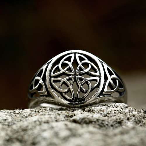 Beier foreign trade new Viking Celtic knot hollow titanium steel ring European and American retro men's titanium steel hand jewelry