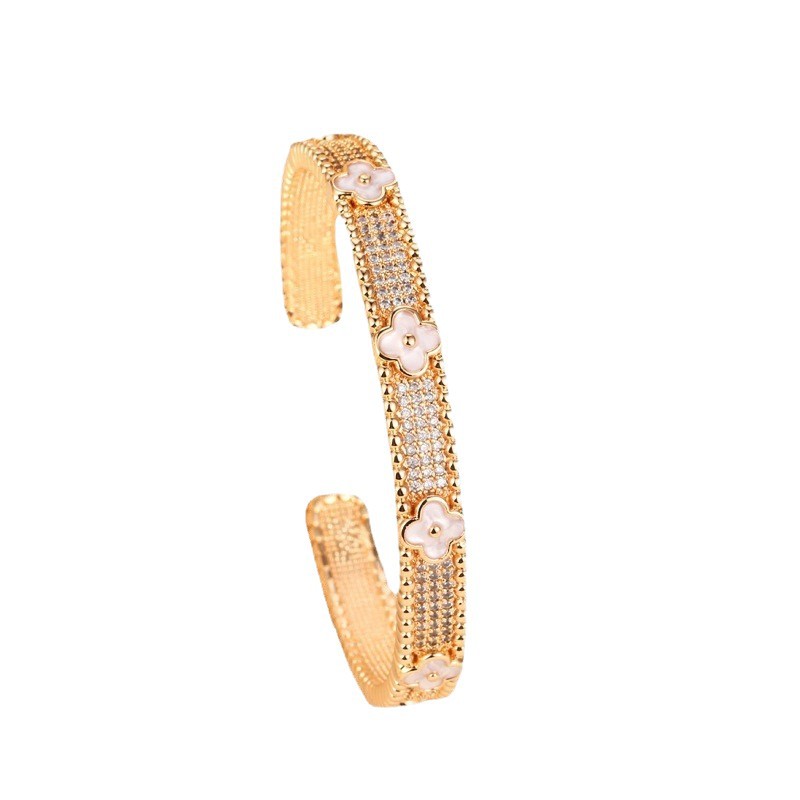 Exquisites Armband aus Perlmutt mit vierblättrigem Kleeblatt-Motiv im Retro-Stil – Schmuck für Damen_voghion.com